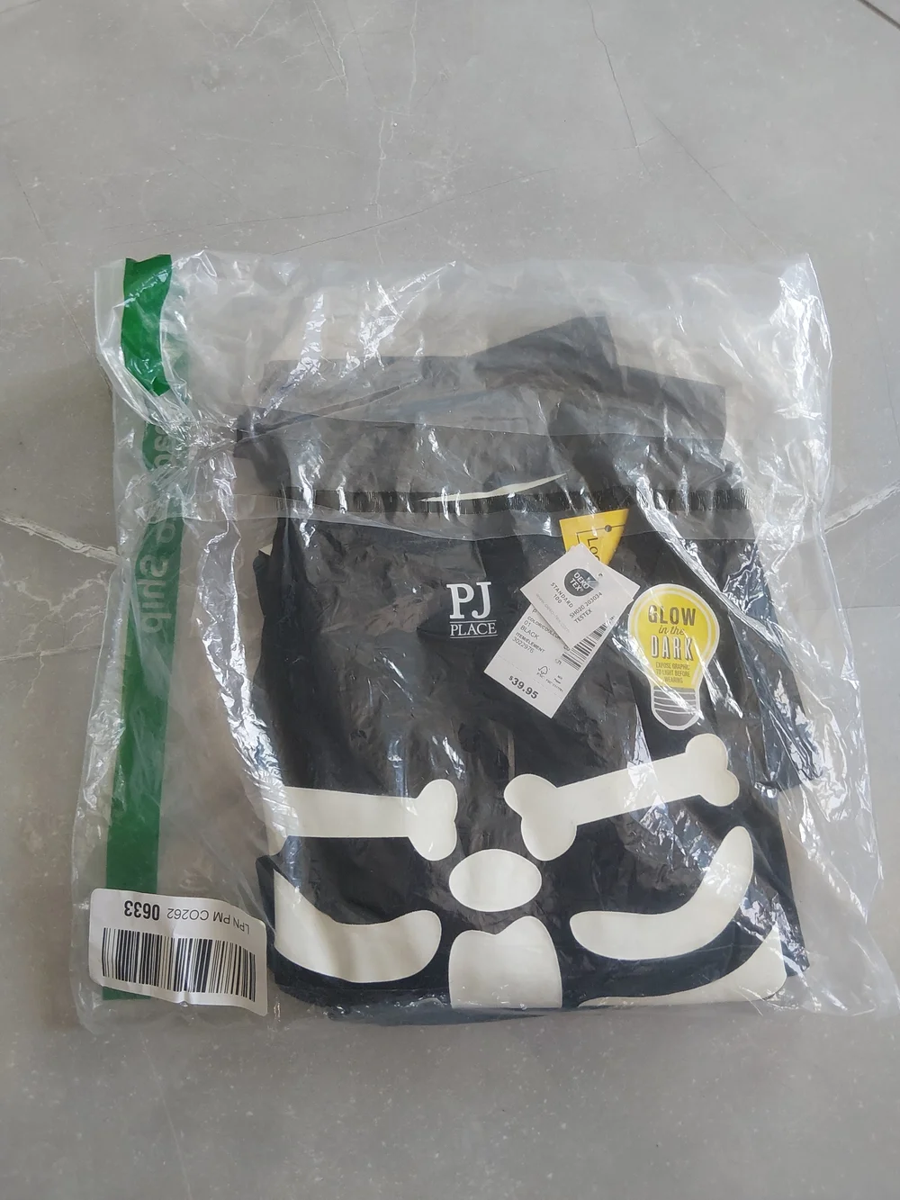 The Children's Place Black Skeleton Pajama Set